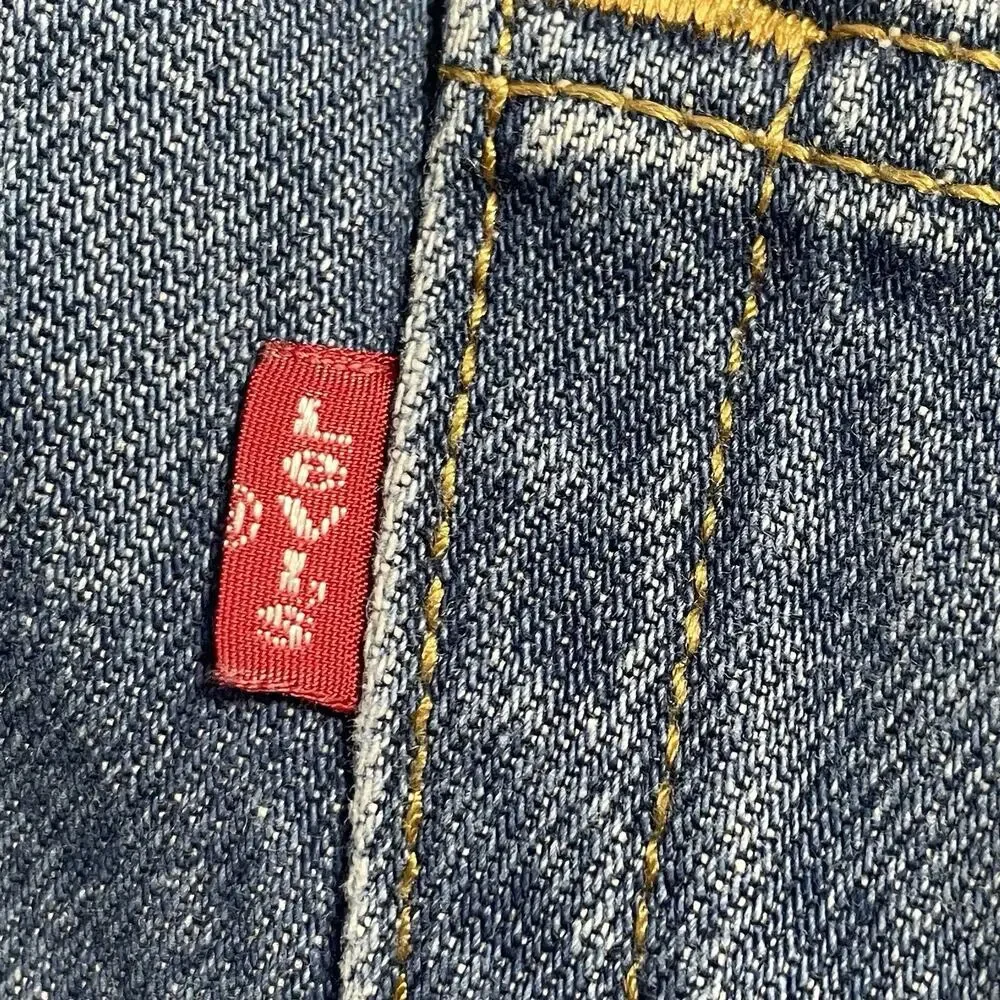 Levi’s 501 Jeans Men’s‎ 38x33 (Fits 36x30) Button Fly Red Tab Straight Leg Blue